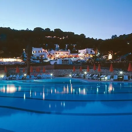 Sleeps 2 Pool Wifi بورتو أتْسورّو