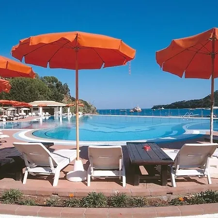 Sleeps 2 Pool Wifi شقة