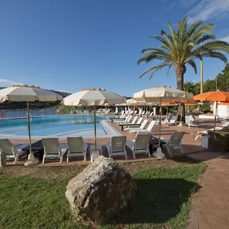 Sleeps 2 Pool Wifi * Porto Azzurro