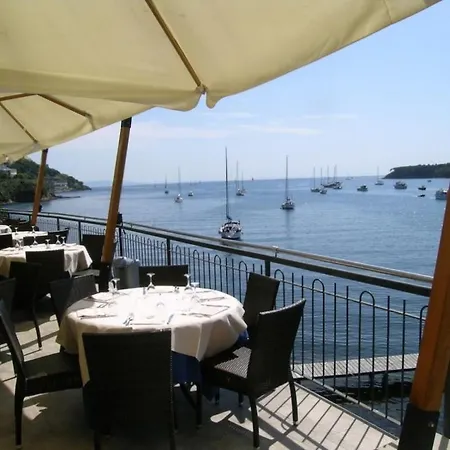 Sleeps 2 Pool Wifi * Porto Azzurro