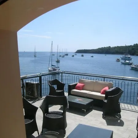 Sleeps 2 Pool Wifi Apartman *